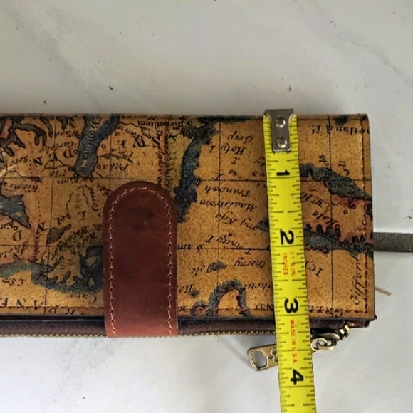 Vintage brand new "Patricia Nesh" European Map Print leather wallet - Picture 8 of 11